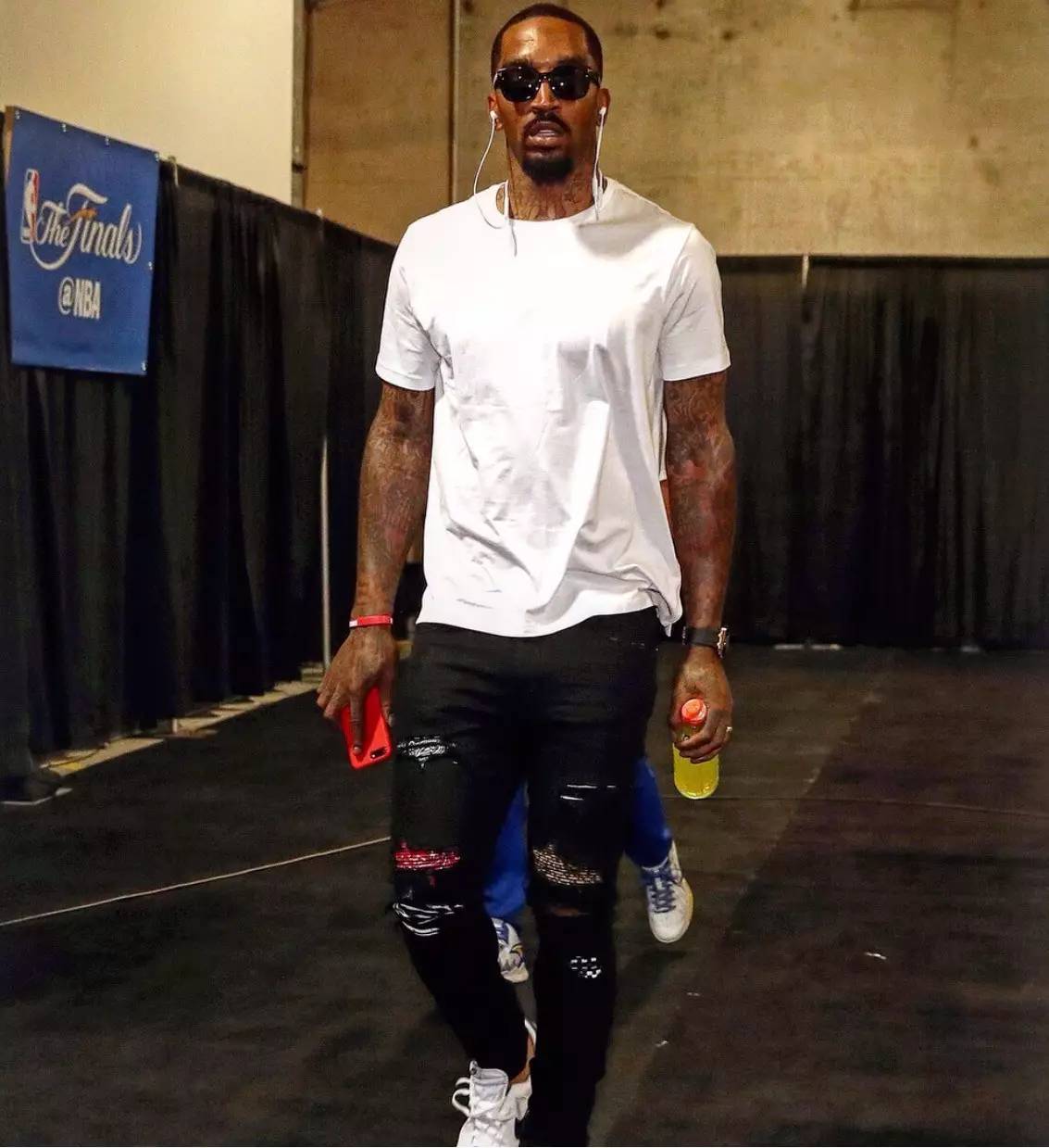 多古：芒特传球传得好，我的射门有点幸运（多古赞芒特传球出色：我的射门多少有点运气）