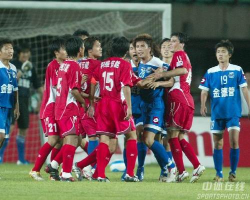 乔治娜分享晚宴照片：C罗与苹果公司CEO库克合影（乔治娜晒晚宴照：C罗与苹果公司CEO库克同框）