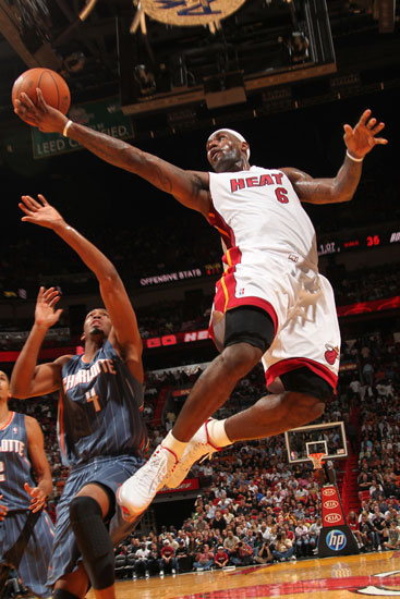 魏祥鑫：刷抖音看到自己入选60大新星，还是想去国外待一年（魏祥鑫：刷到自己入选“60大新星”，仍计划出国待一年）