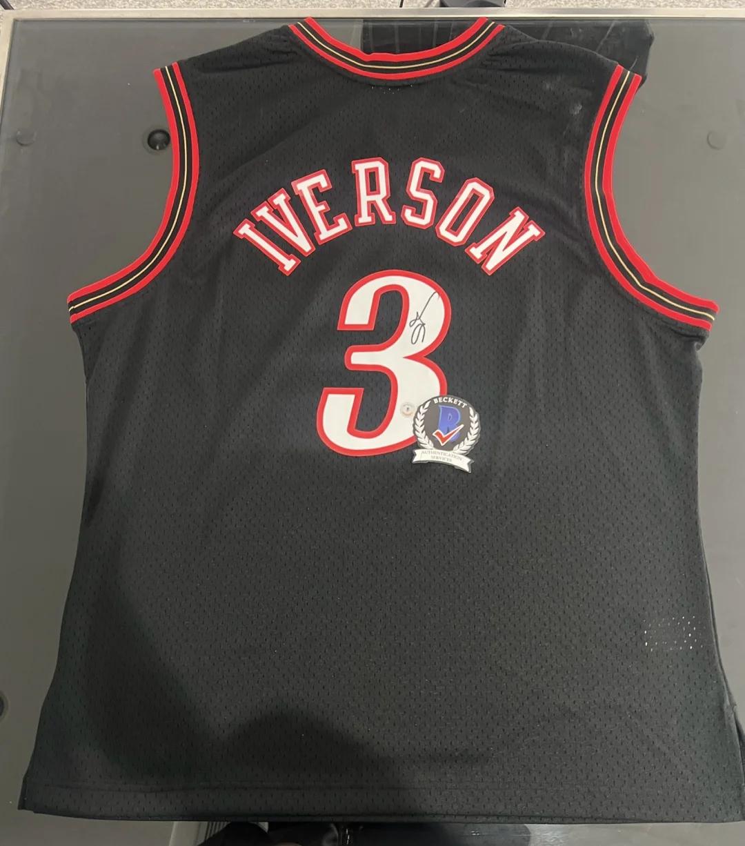 皇马更衣室危机缓解，阿隆索暂无下课可能，球队有望取得3连胜，全队团结推动复兴。（皇马更衣室危机消解，阿隆索暂无下课风险，球队有望拿下3连胜，团结一心推进复兴）