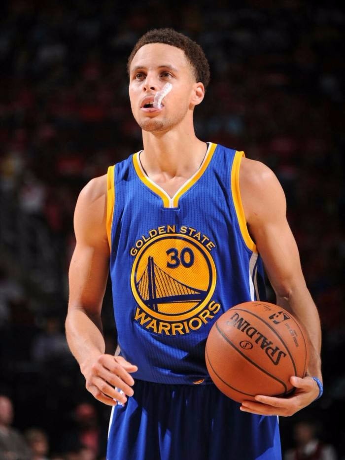 上海女排队长仲慧生日加练庆生（仲慧生日不休息，上海女排队长用加练庆生）