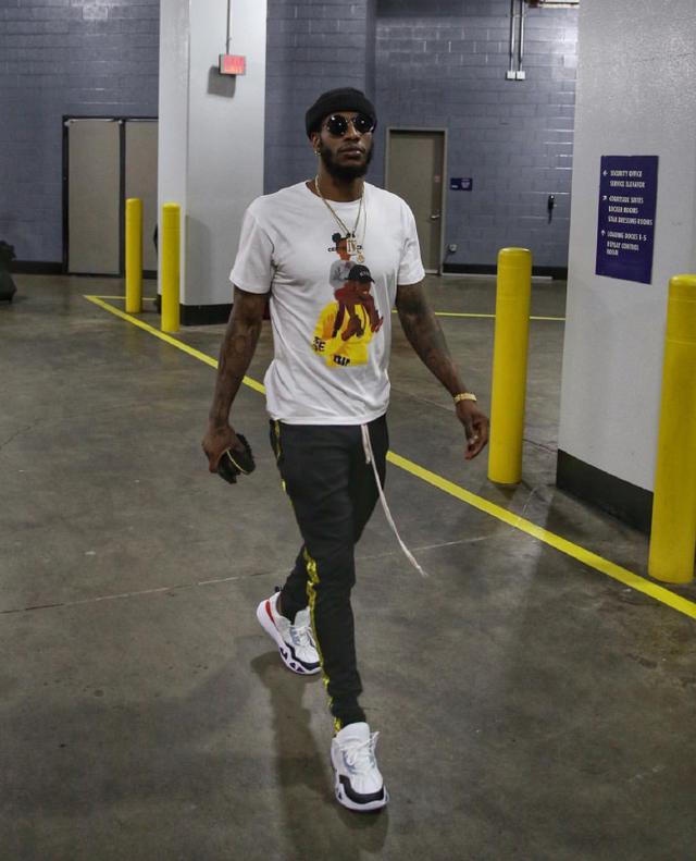 卡卢卢：对球队充满信心，在新主帅的率领下我们在不断进步（卡卢卢：对球队信心十足，新帅带队我们持续进步）