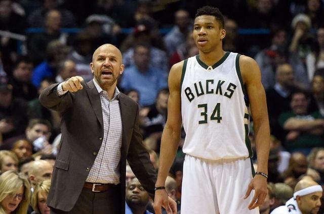 王钰栋新经纪公司：曾代理莱万、拜尔，旗下球员多在德国、瑞士踢球（王钰栋加盟新经纪：曾服务莱万、拜尔，客户多在德瑞联赛效力）